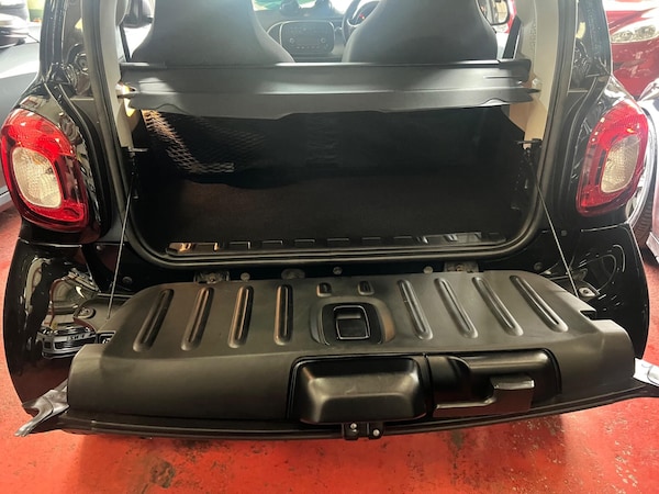 Used smart fortwo 2018 for sale - 76307584: Photo 13