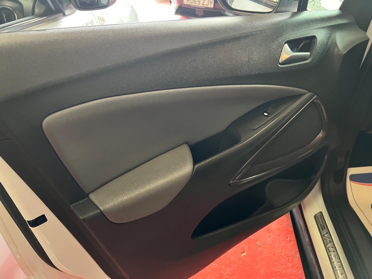 Used Vauxhall Crossland X 2018 for sale - 76136602: Photo 6