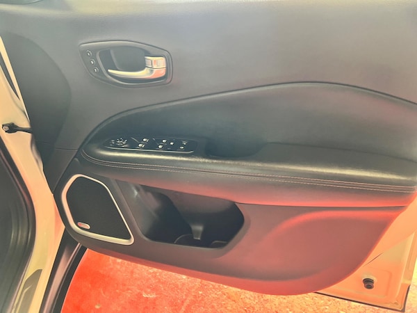 Used Jeep Compass 2018 for sale - 75657463: Photo 21