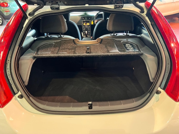 Used Volvo C30 2012 for sale - 76190004: Photo 16