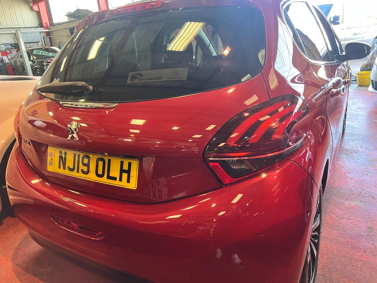 Used Peugeot 208 2019 for sale - 76644837: Photo 12