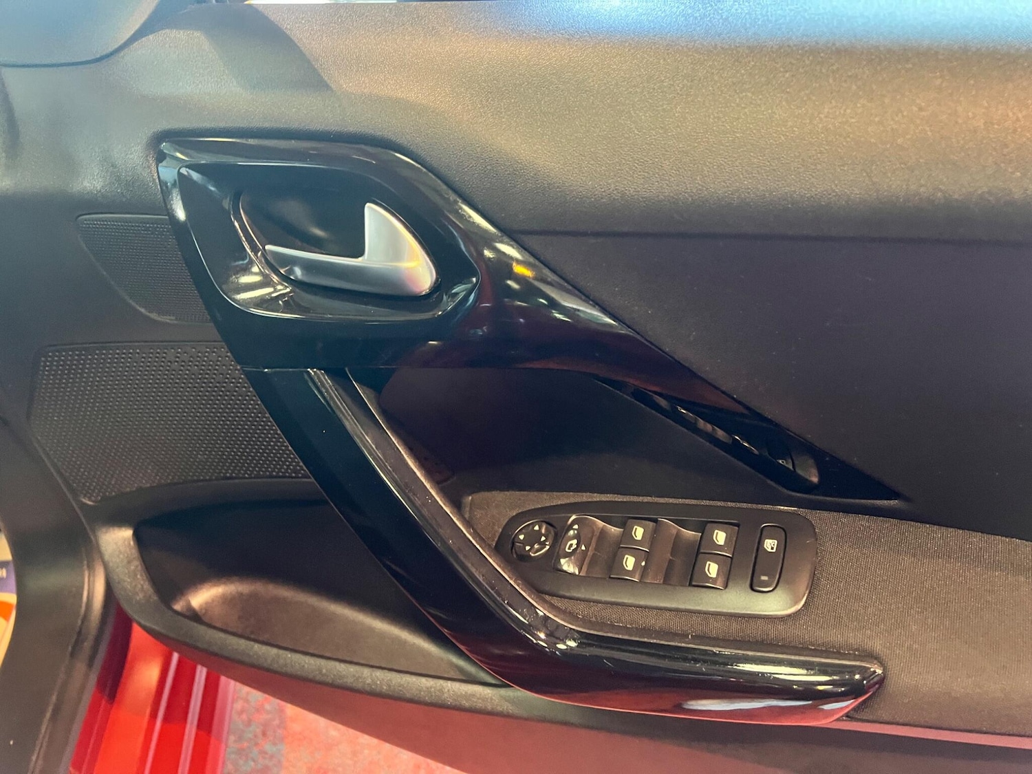 Used Peugeot 208 2019 for sale - 76644837: Photo 14