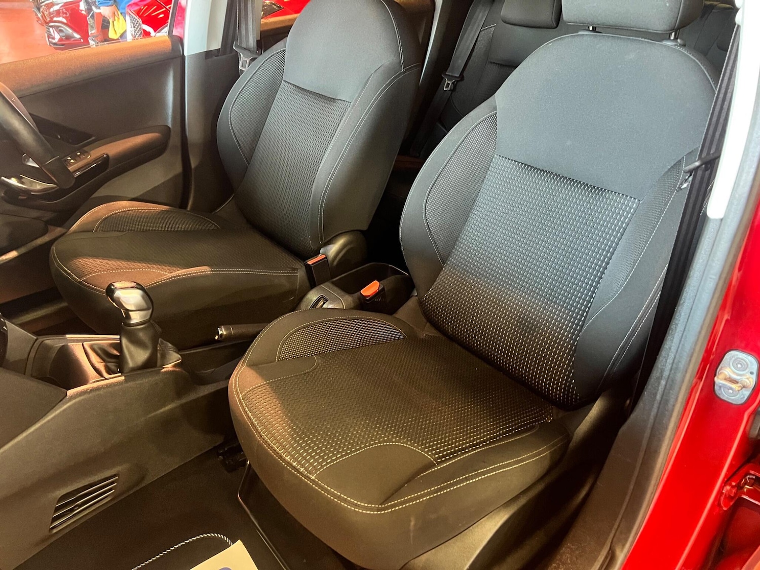 Used Peugeot 208 2019 for sale - 76644837: Photo 6