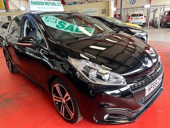 Peugeot - 208