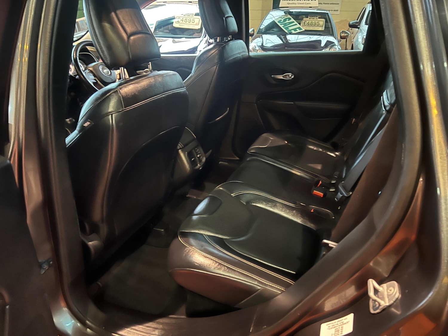 Used Jeep Cherokee 2014 for sale - 76457613: Photo 20