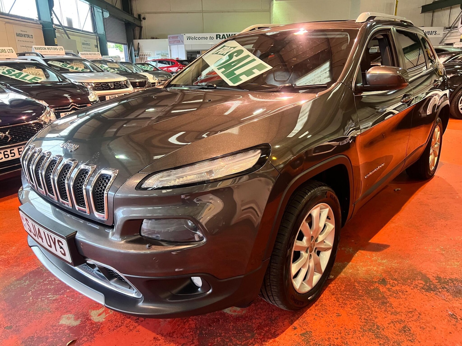 Used Jeep Cherokee 2014 for sale - 76457613: Photo 23