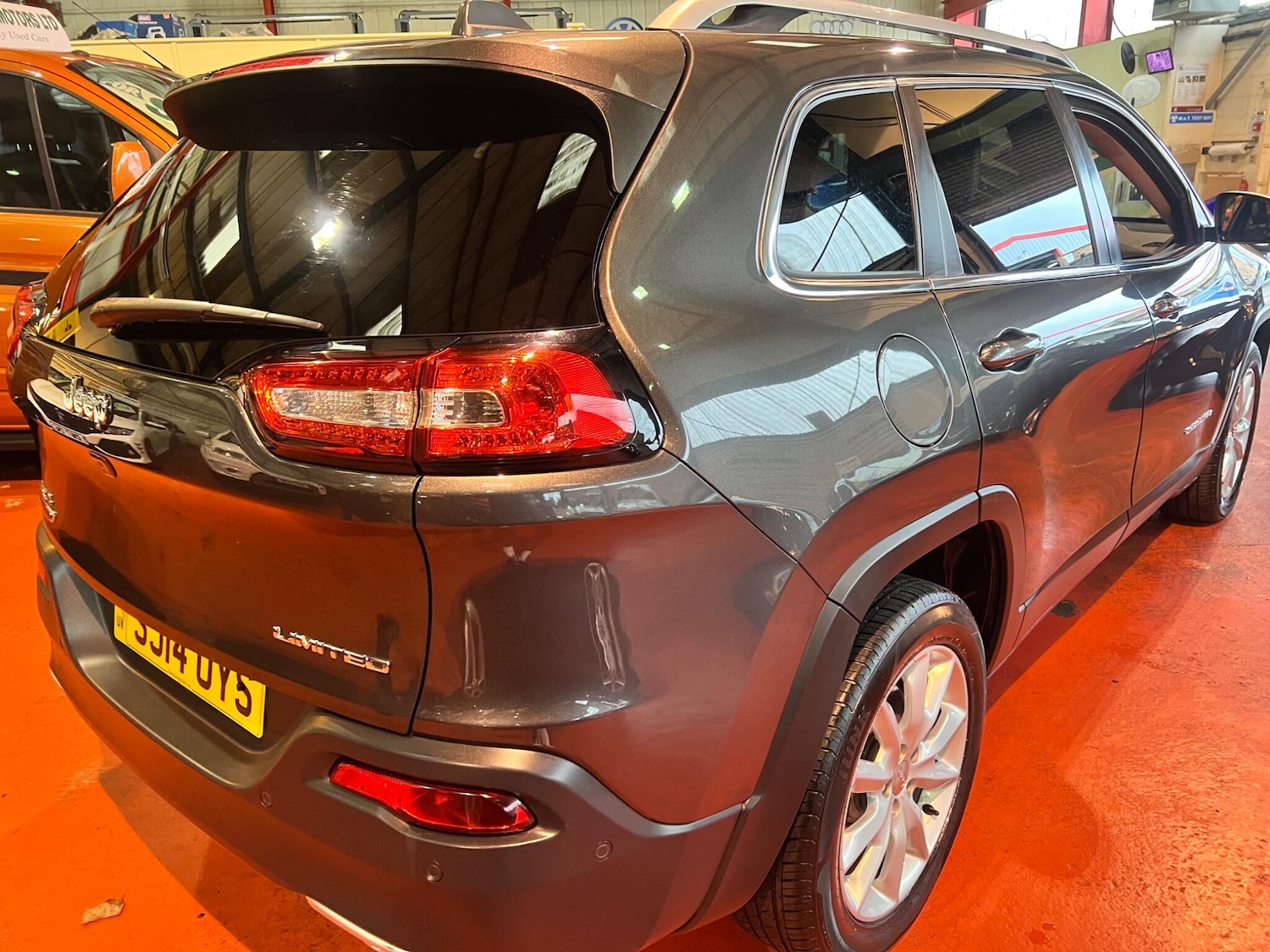 Used Jeep Cherokee 2014 for sale - 76457613: Photo 7