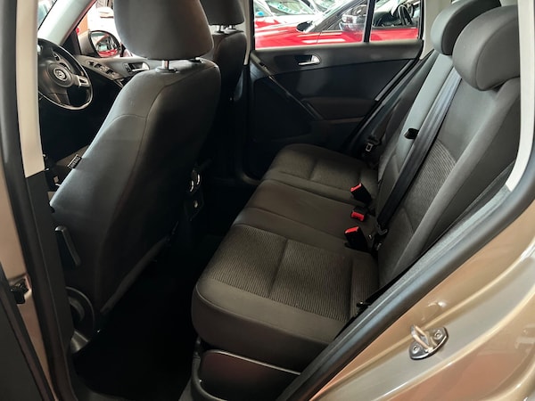 Used Volkswagen Tiguan 2012 for sale - 76189708: Photo 6