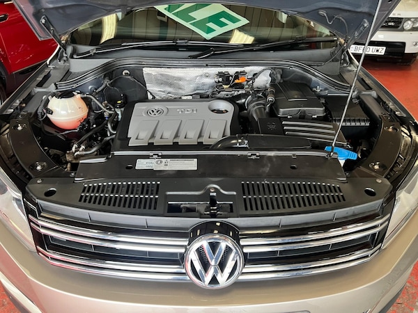 Used Volkswagen Tiguan 2012 for sale - 76189708: Photo 8