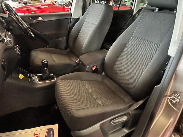 Used Volkswagen Tiguan 2012 for sale - 76189708: Photo 9