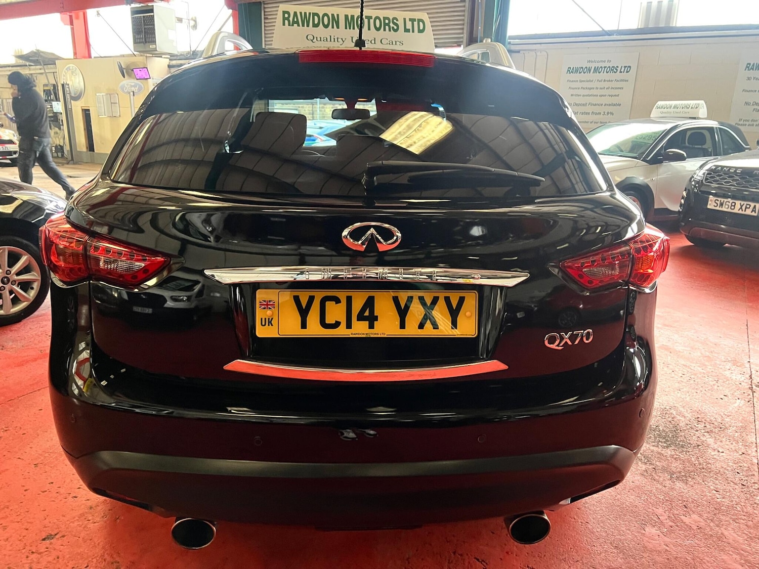 Used Infiniti QX70 2014 for sale - 77120213: Photo 11