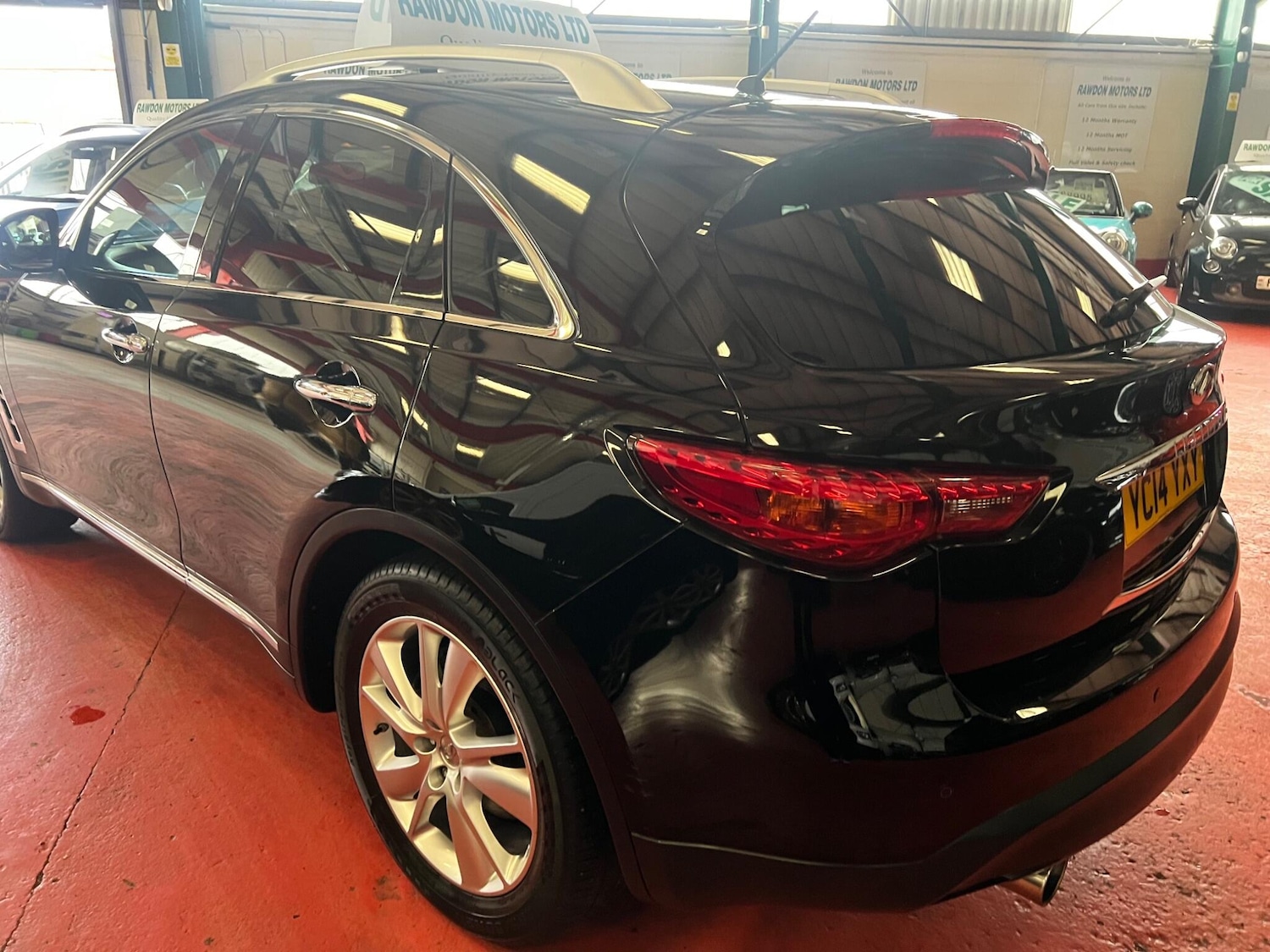 Used Infiniti QX70 2014 for sale - 77120213: Photo 15