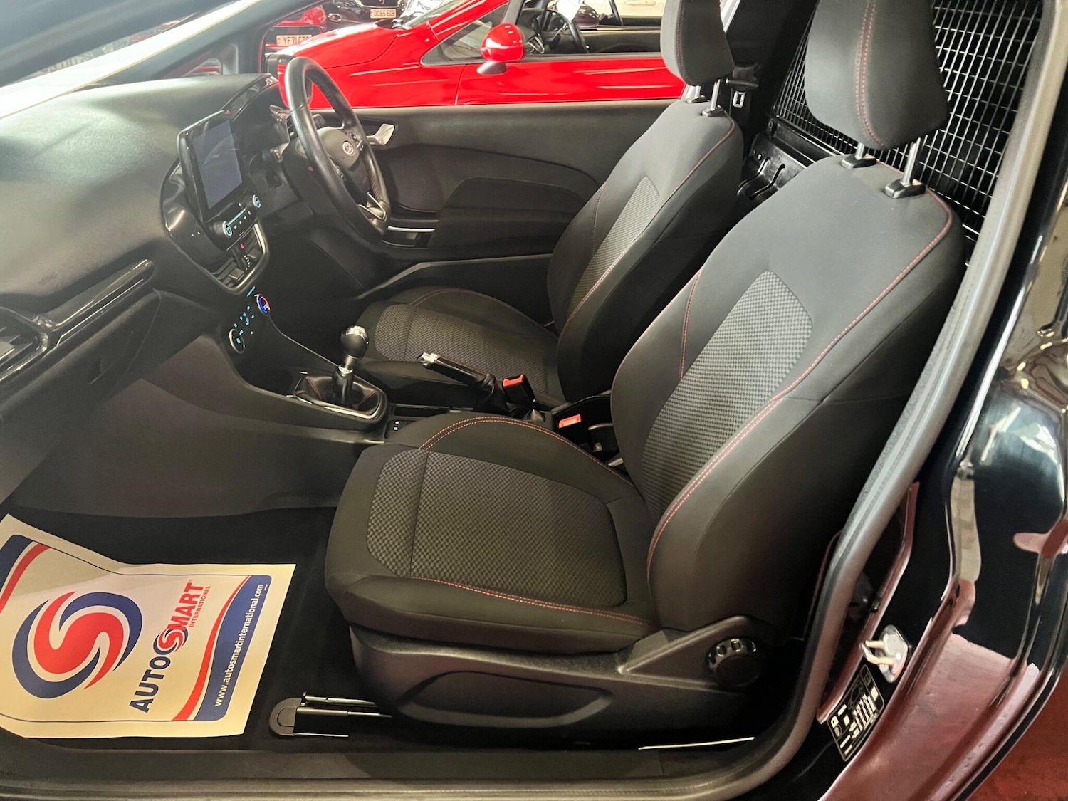 Used Ford Fiesta Van 2019 for sale - 76138451: Photo 15