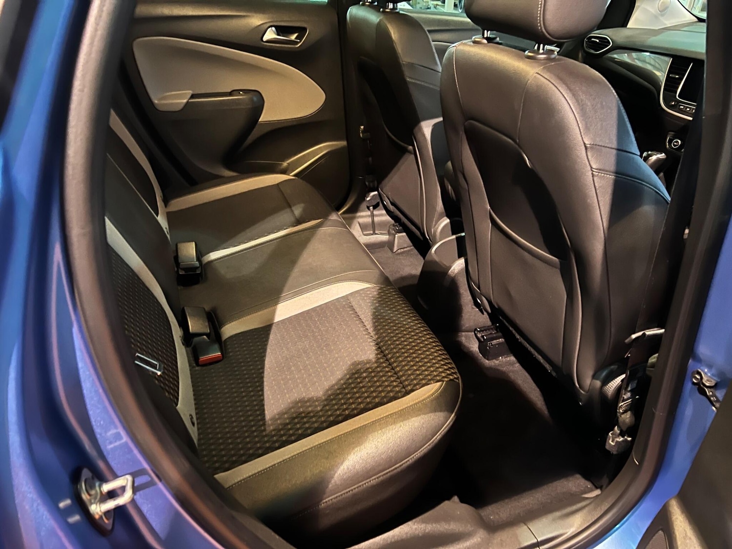 Used Vauxhall Crossland X 2019 for sale - 76765551: Photo 5