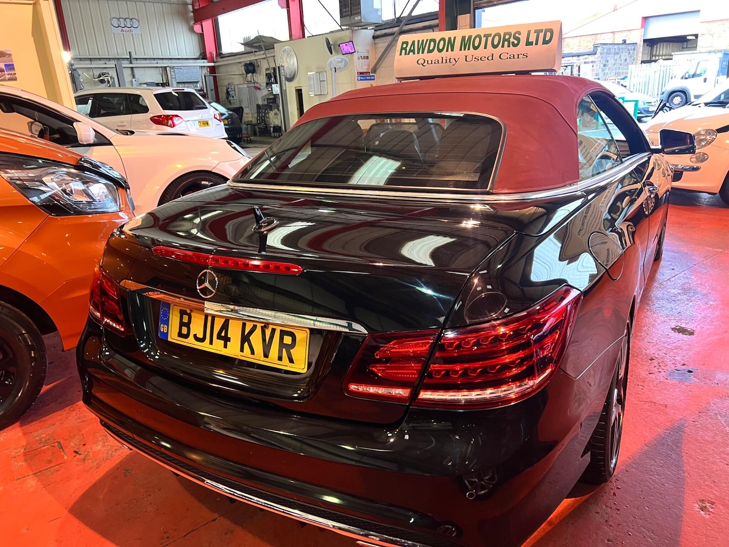 Used Mercedes-Benz E Class 2014 for sale - 76689728: Photo 11