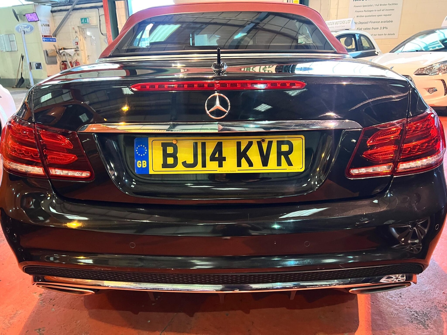 Used Mercedes-Benz E Class 2014 for sale - 76689728: Photo 4