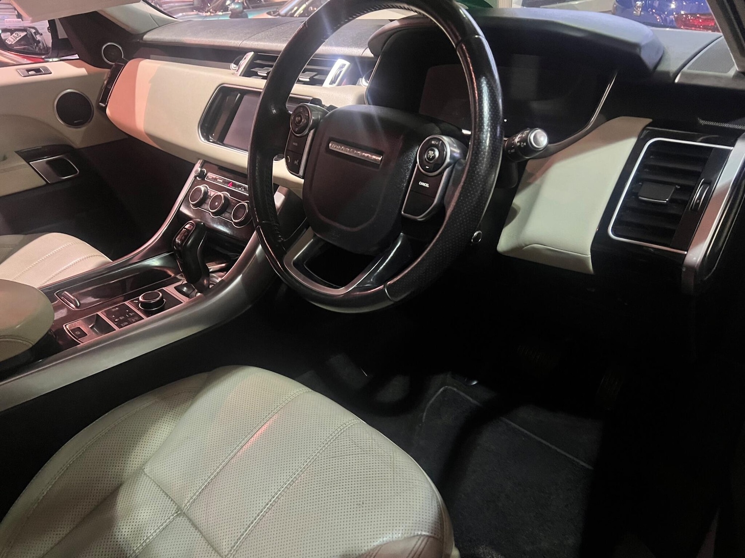 Used Land Rover Range Rover Sport 2014 for sale - 76689721: Photo 12