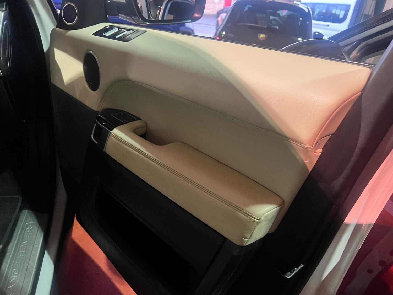 Used Land Rover Range Rover Sport 2014 for sale - 76689721: Photo 7