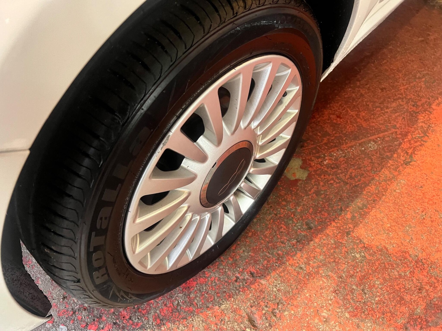 Used Fiat 500 2011 for sale - 76689100: Photo 17