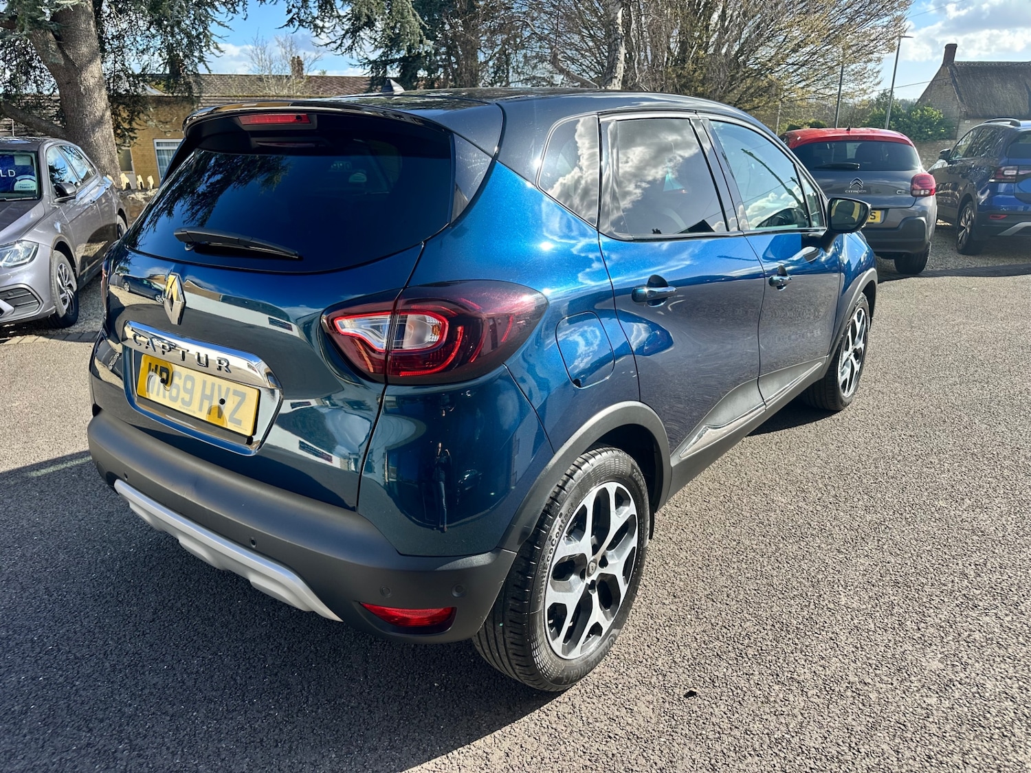 Used Renault Captur 2020 for sale - 77832022: Photo 5