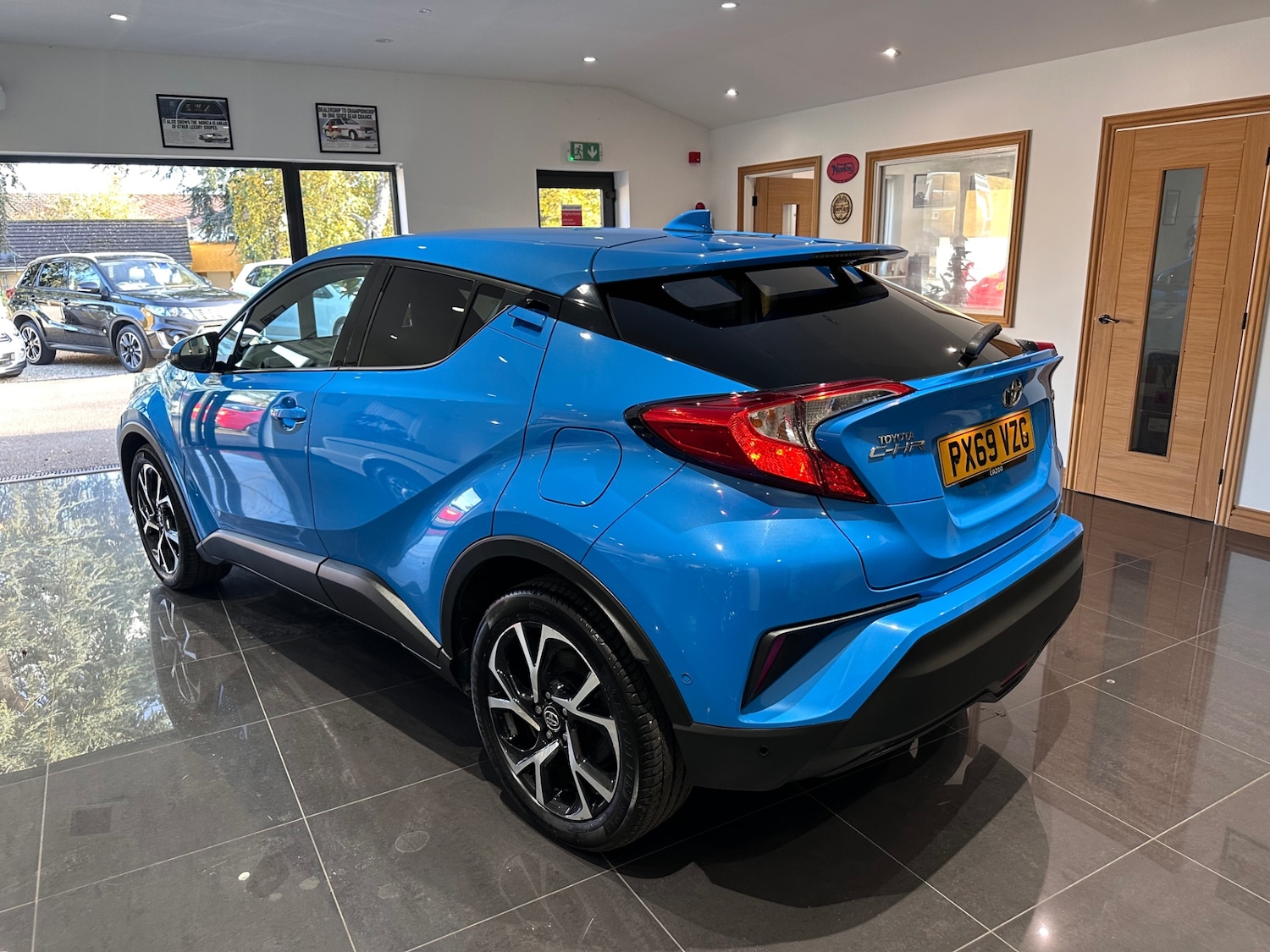 Used Toyota C-HR 2019 for sale - 76393484: Photo 16