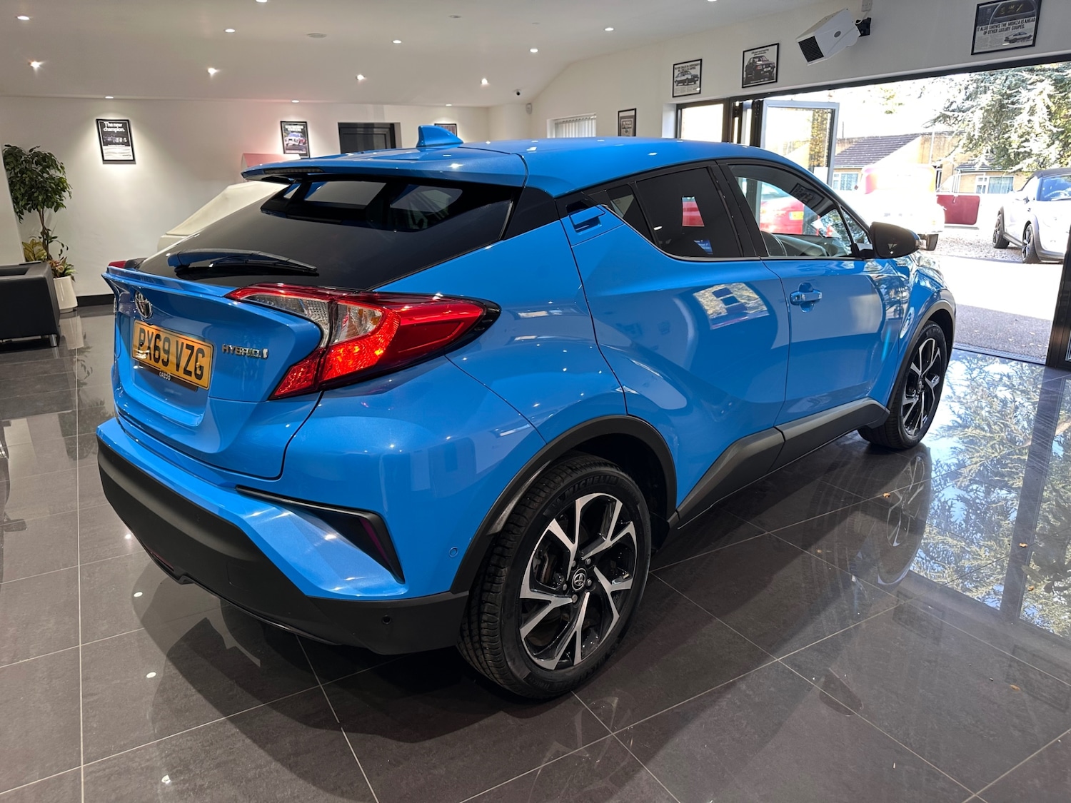 Used Toyota C-HR 2019 for sale - 76393484: Photo 5