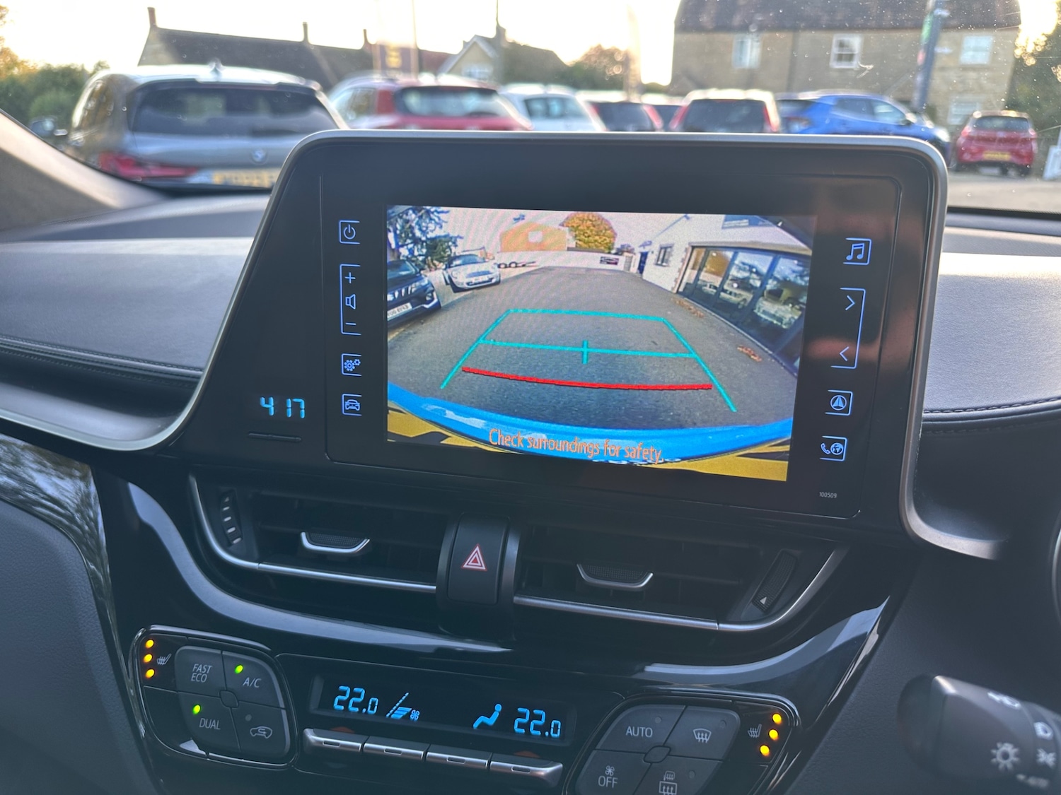 Used Toyota C-HR 2019 for sale - 76393484: Photo 9