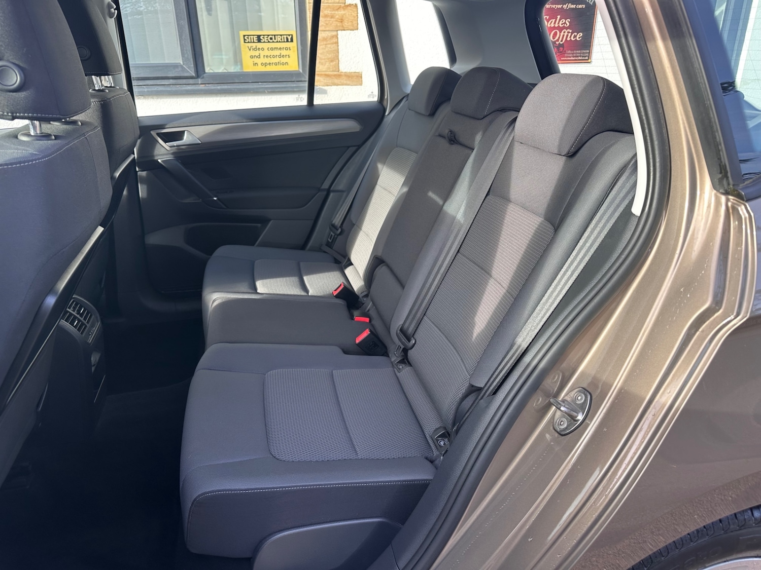 Used Volkswagen Golf SV 2016 for sale - 76707358: Photo 4