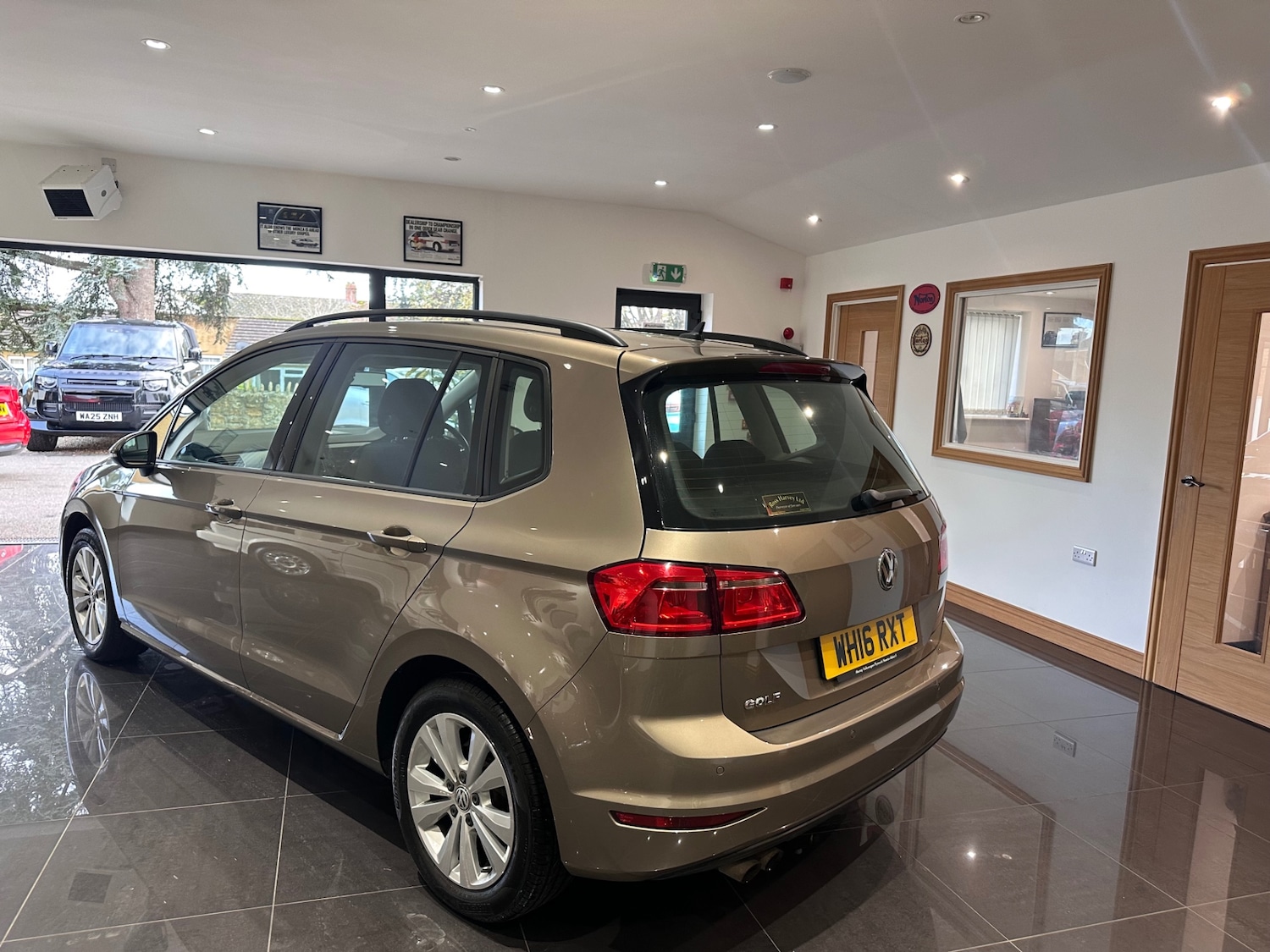 Used Volkswagen Golf SV 2016 for sale - 76707358: Photo 5