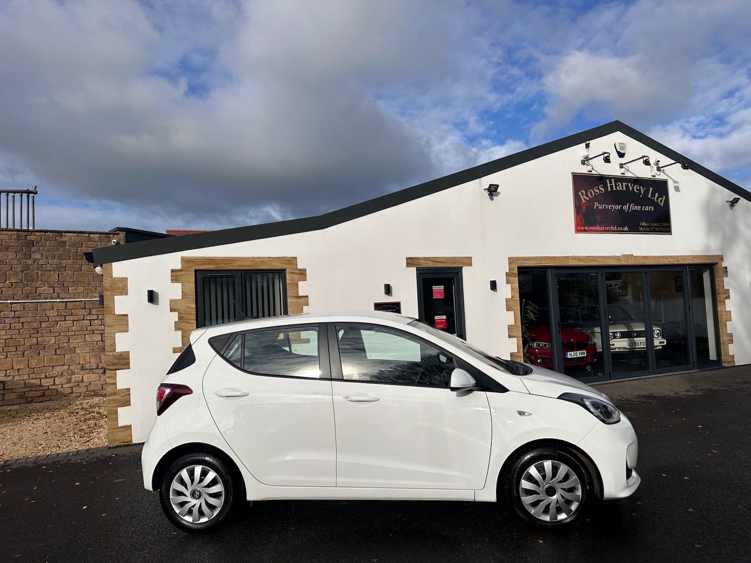 Used Hyundai i10 2017 for sale - 76625569: Photo 15