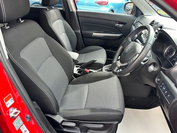 Used Suzuki Vitara 2023 for sale - 77984141: Photo