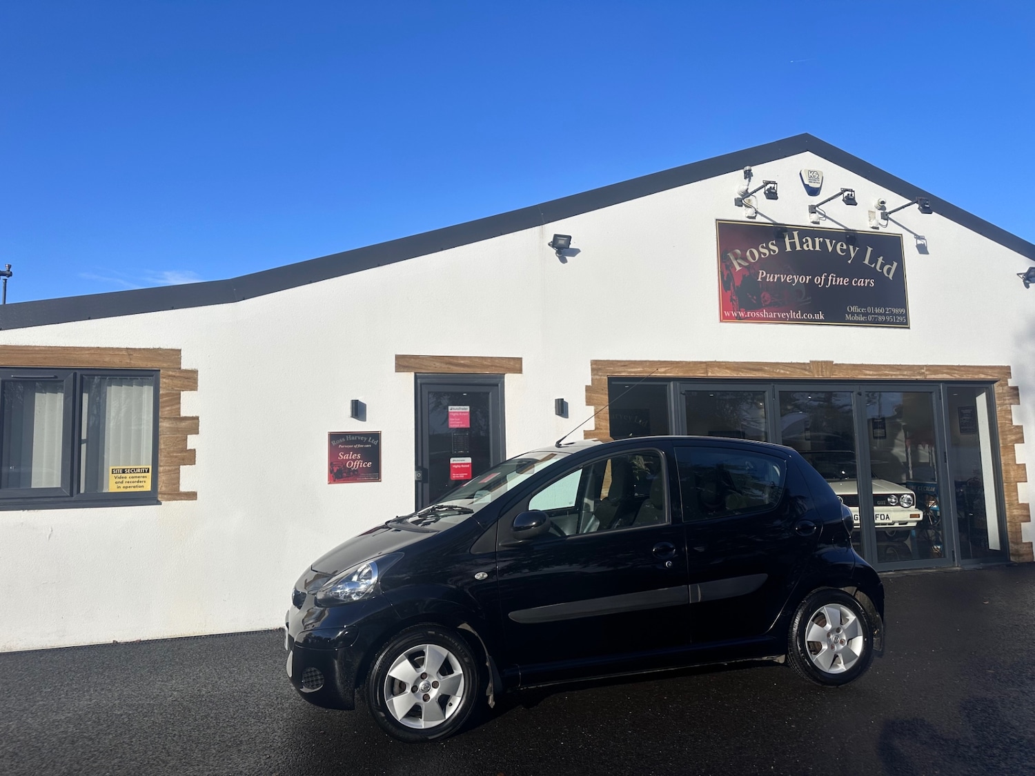 Used Toyota AYGO 2009 for sale - 76748882: Photo 11