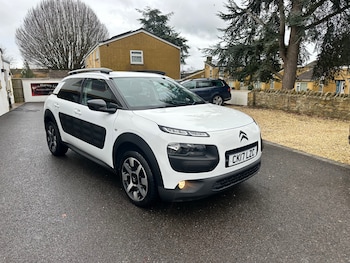 2017 (17) - 1.2 PureTech [82] Feel 5dr