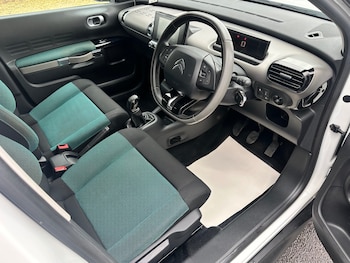 Used Citroen C4 Cactus 2017 for sale - 77490649: Photo