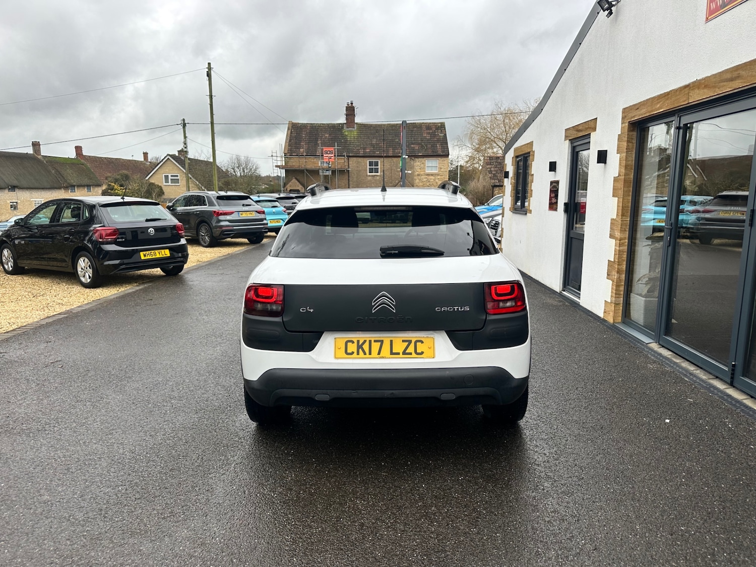 Used Citroen C4 Cactus 2017 for sale - 77490649: Photo 7