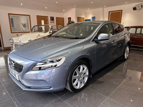 Used Volvo V40 2019 for sale - 74952270: Photo 13