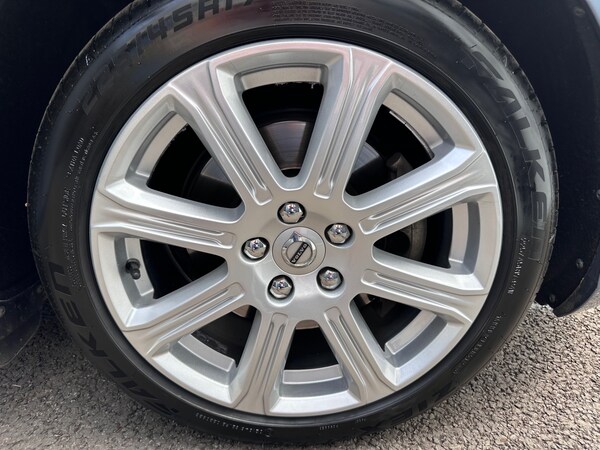 Used Volvo V40 2019 for sale - 74952270: Photo 14