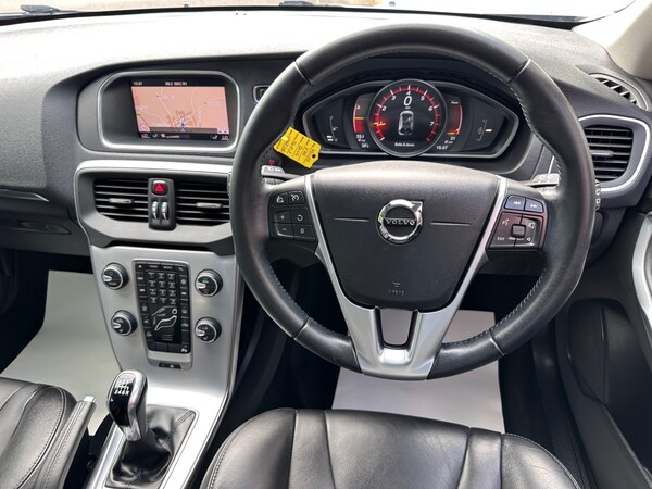 Used Volvo V40 2019 for sale - 74952270: Photo 6