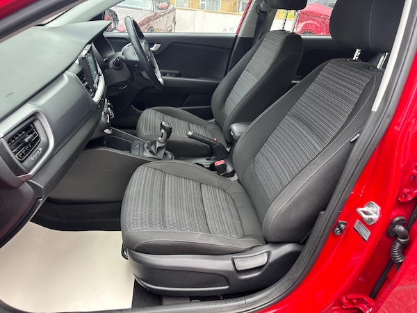Used Kia Stonic 2018 for sale - 75724005: Photo 12