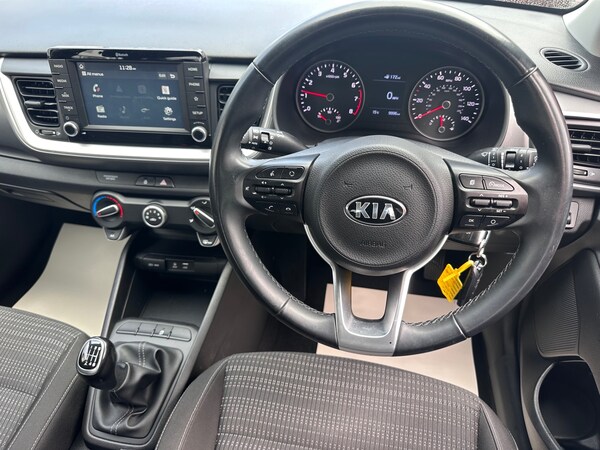 Used Kia Stonic 2018 for sale - 75724005: Photo 6