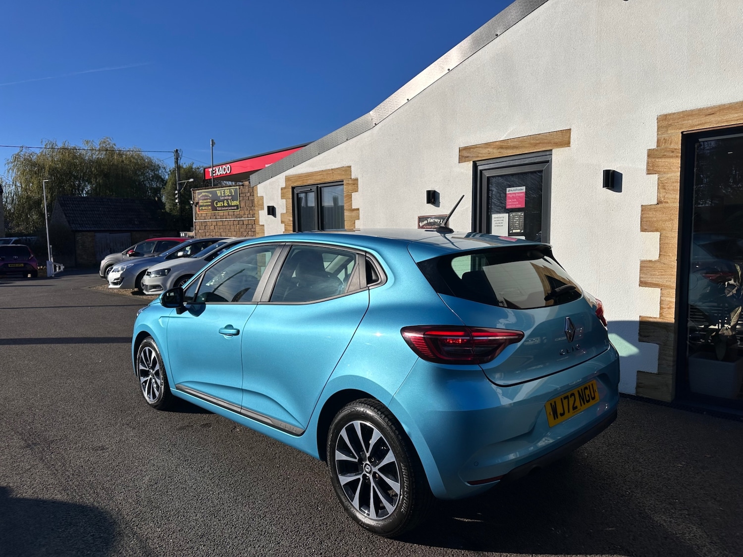 Used Renault Clio 2022 for sale - 76650277: Photo 9