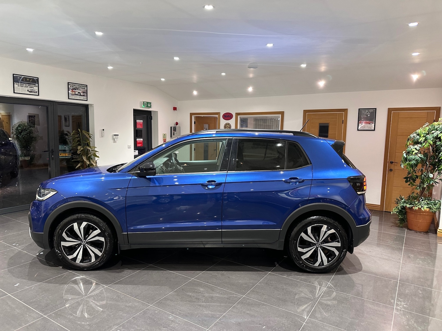 Used Volkswagen T-Cross 2023 for sale - 76910768: Photo 12