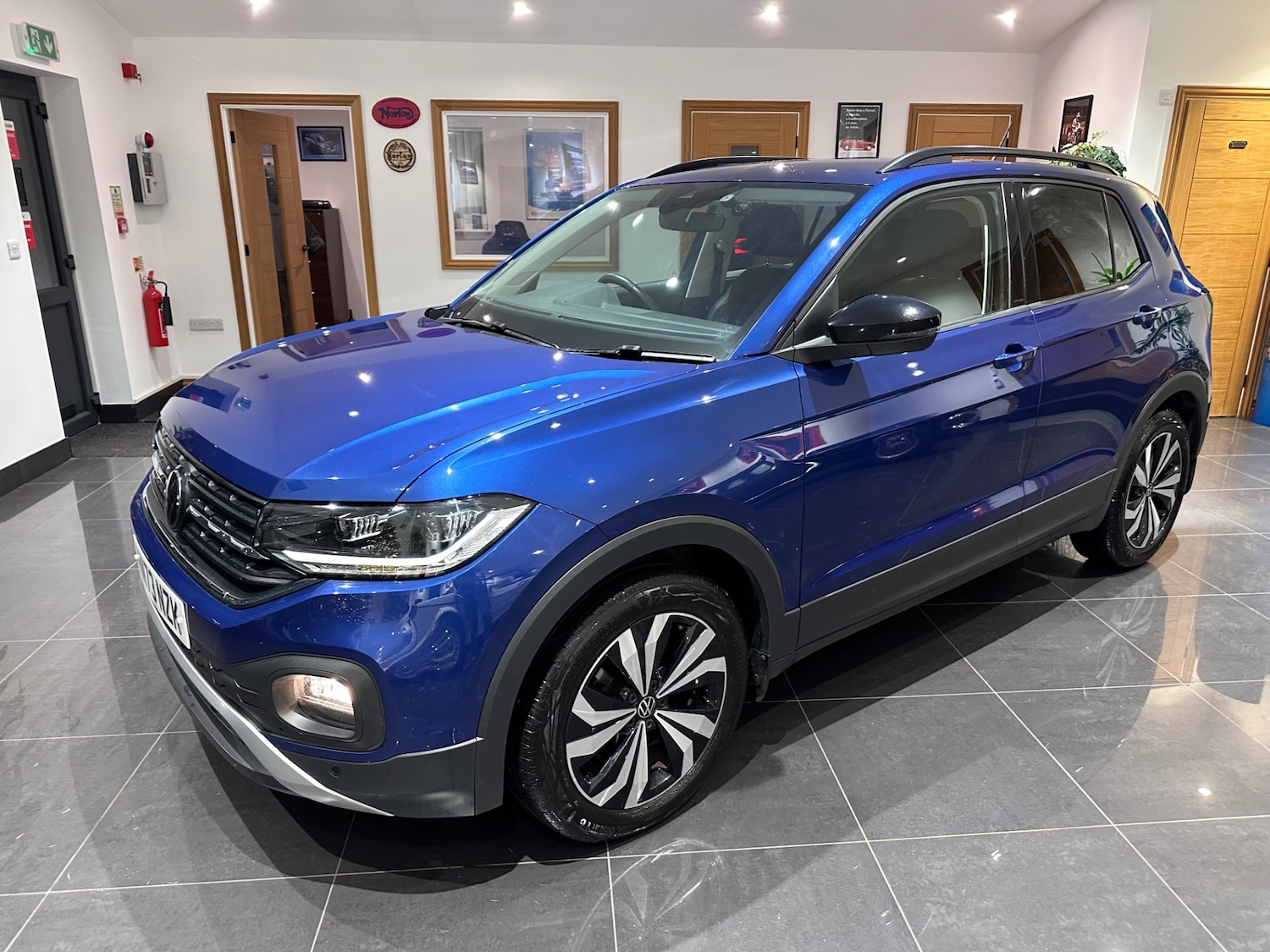 Used Volkswagen T-Cross 2023 for sale - 76910768: Photo 13