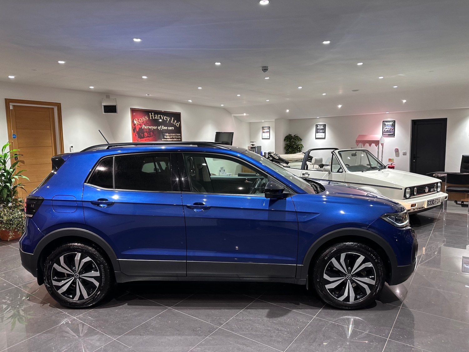 Used Volkswagen T-Cross 2023 for sale - 76910768: Photo 3