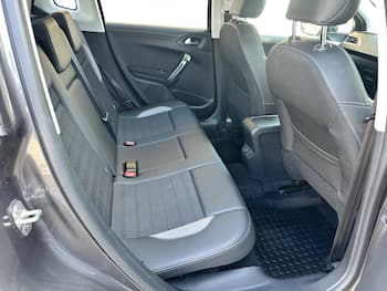 Used Peugeot 2008 2018 for sale - 79640354: Photo