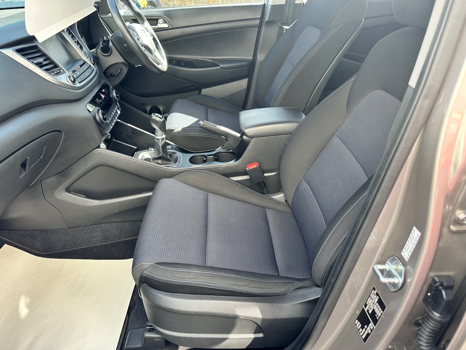 Used Hyundai TUCSON 2017 for sale - 78013066: Photo 9