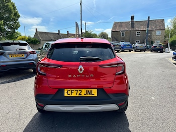 Used Renault Captur 2023 for sale - 78655641: Photo
