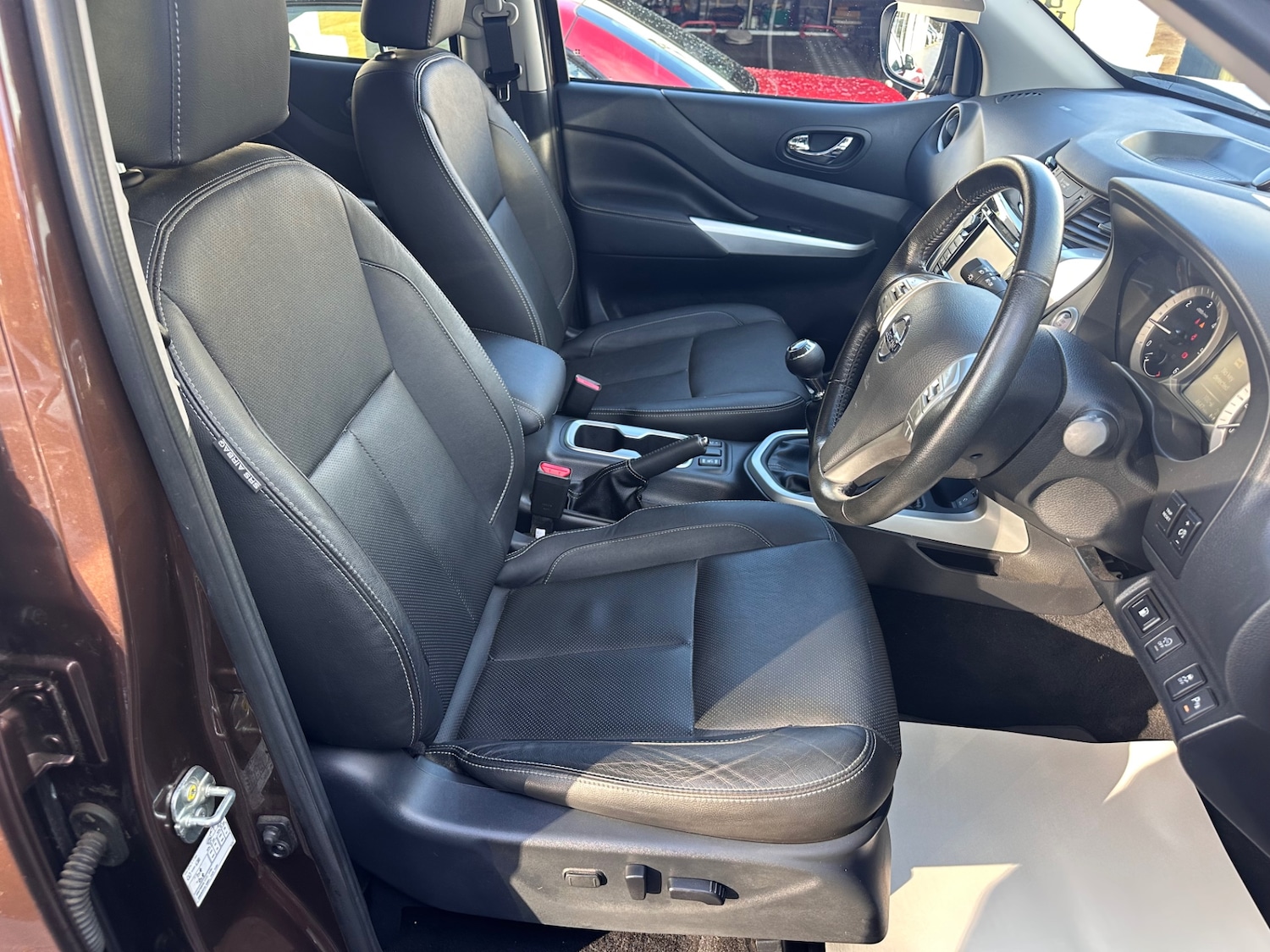 Used Nissan Navara 2018 for sale - 76777989: Photo 2