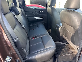 Used Nissan Navara 2018 for sale - 76777989: Photo