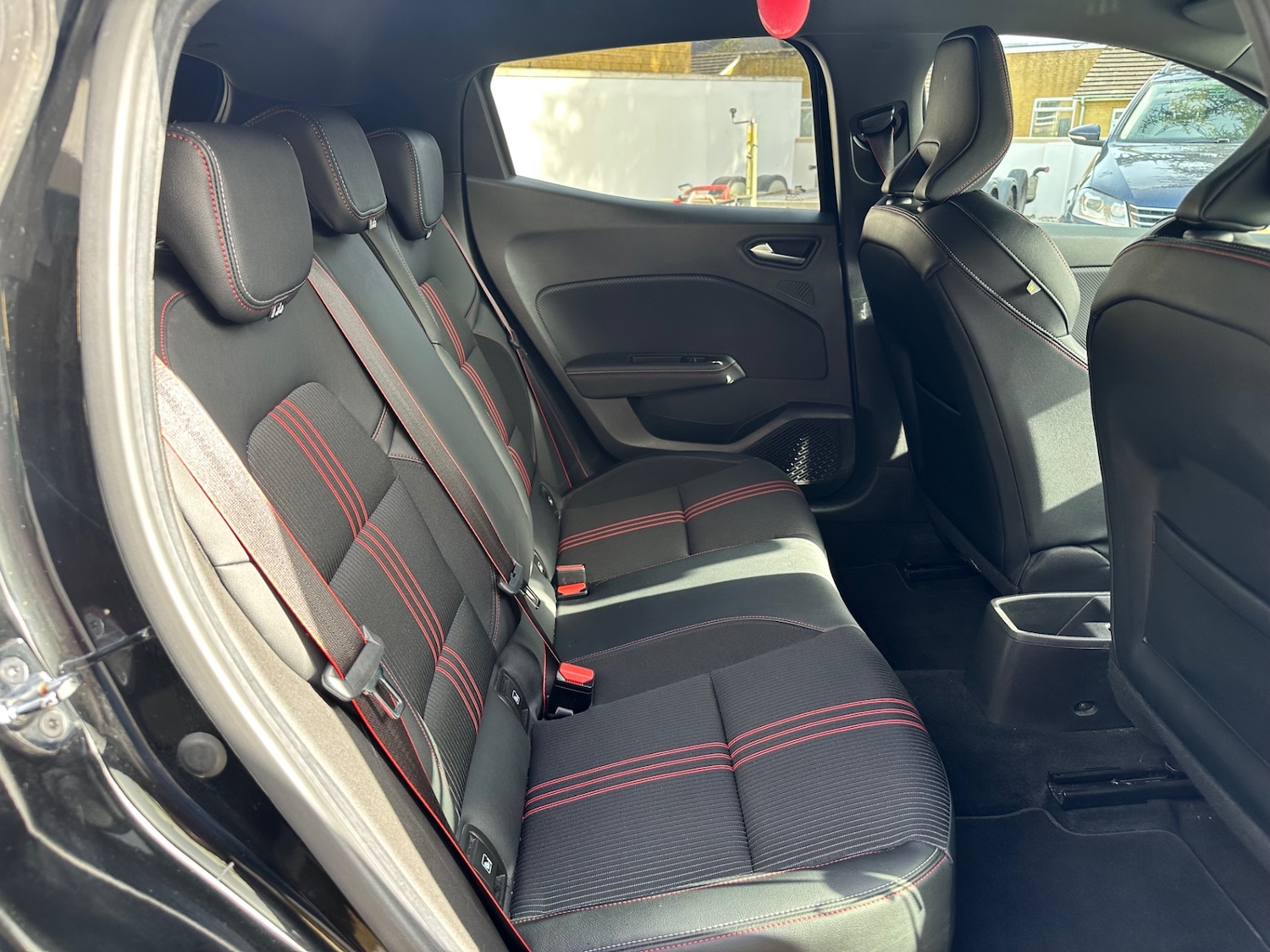 Used Renault Clio 2021 for sale - 77663495: Photo 4